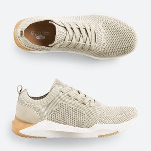 NWT - Dr. Scholl’s hunter Sustainable Sneaker - Lightweight, Flex Comfort - Sz 6